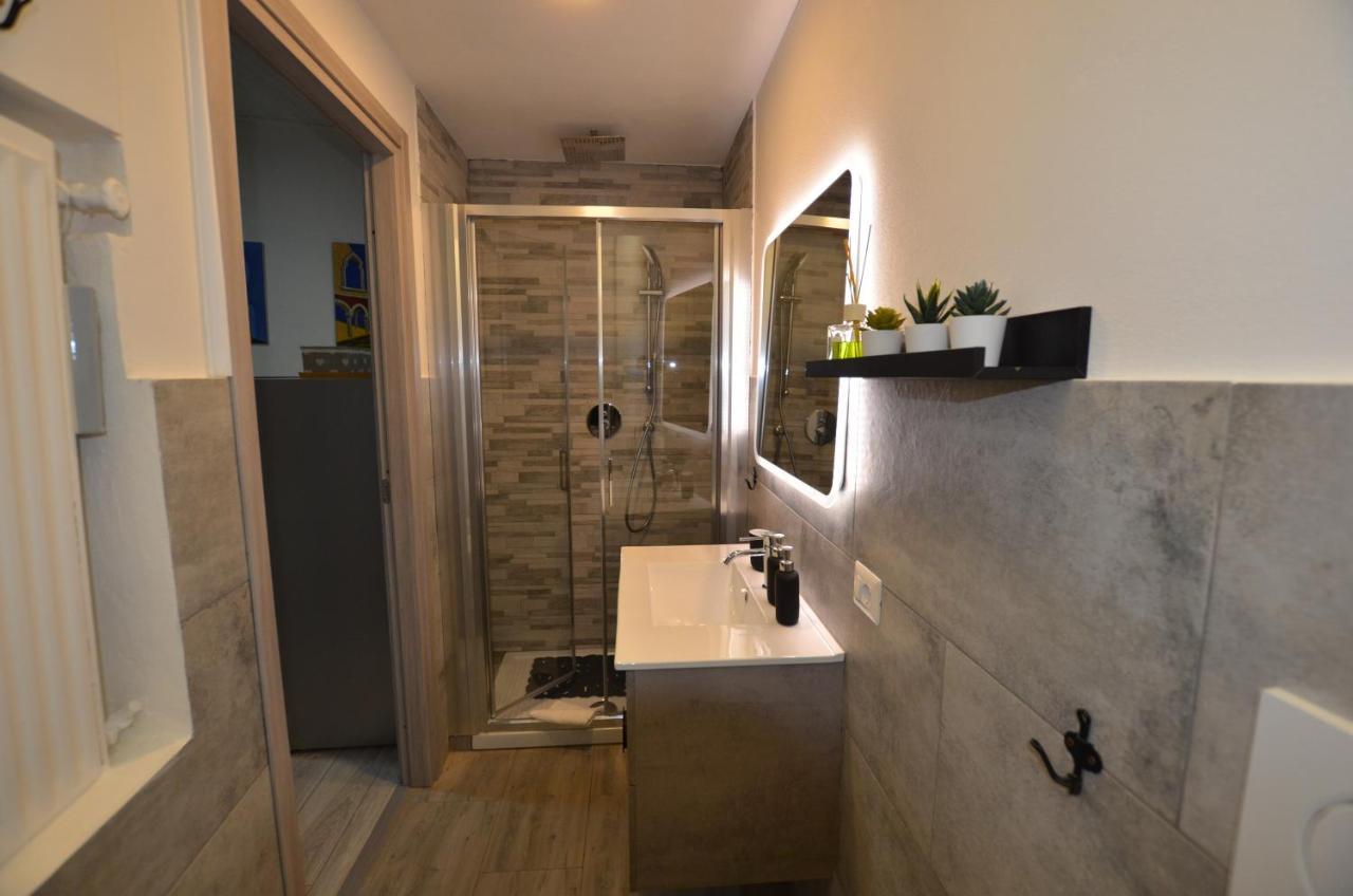 Art Design Apartment - City Center Milán Exteriér fotografie